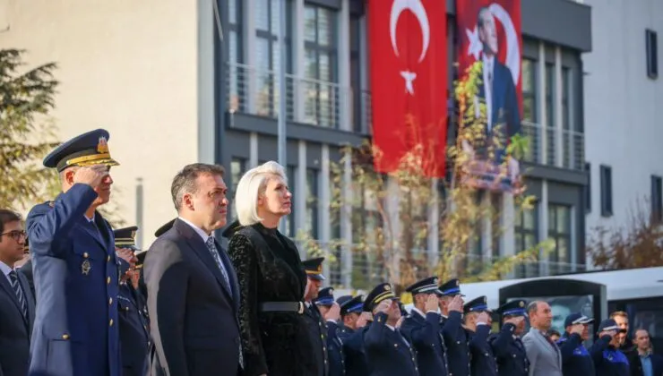 Cumhuriyetimizin Kurucusu, Büyük Önder Gazi Mustafa Kemal Atatürk, ebediyete irtihalinin 87. yıl dönümünde tüm yurtta olduğu gibi Bilecik’te de saygı, rahmet ve minnetle anıldı.