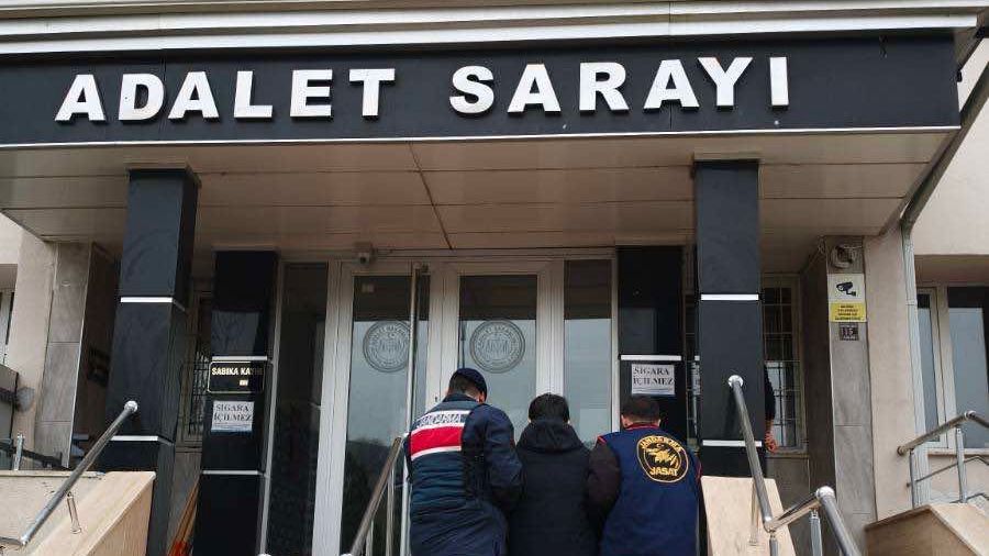 Bozcaarmut köyünde dolandırıcılık olayı! Jandarma suçluyu 3 saate yakaldı