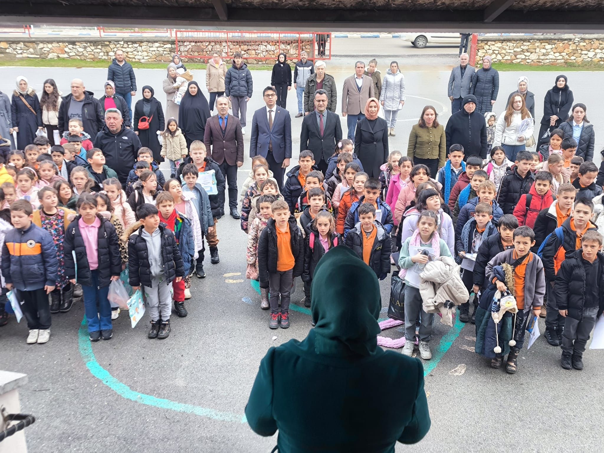 PAZARYERİ’NDE KARNE SEVİNCİ! ÖĞRENCİLERE 15 TATİL BAŞLADI