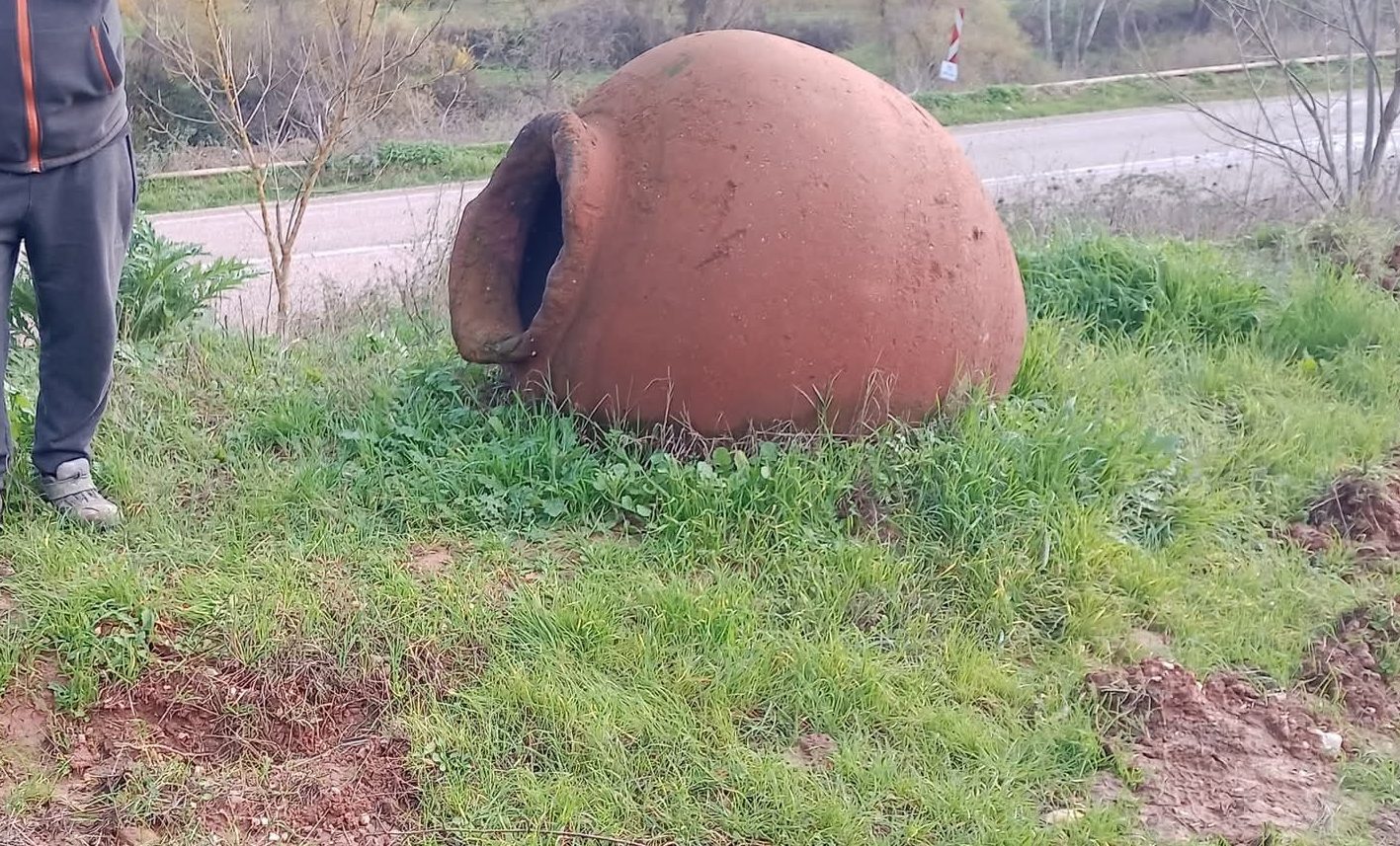 Bilecik’te 1800 Yıllık Küpler Gün Yüzüne Çıktı