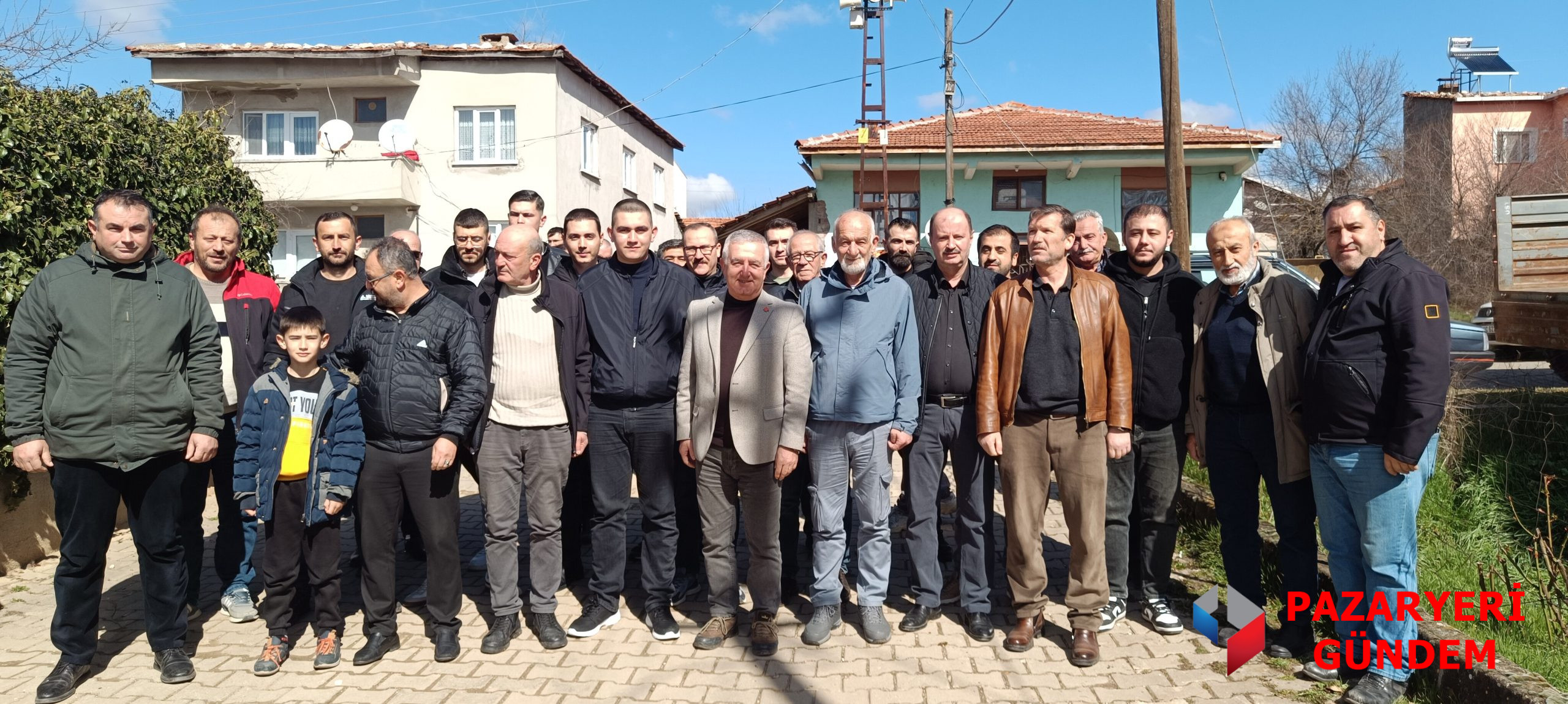 Bilecik’te CHP’li Genç Başkan miting havasında  askere uğurlandı