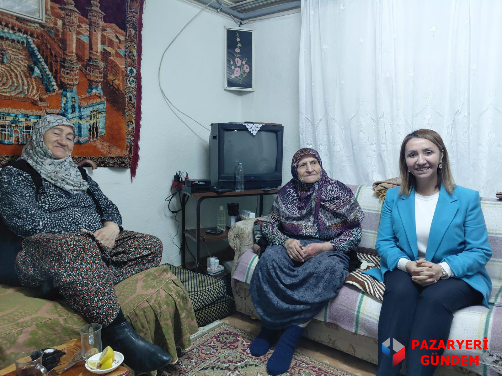 Başkan Zekiye Tekin’den Yenimahallenin Güllerine ziyaret