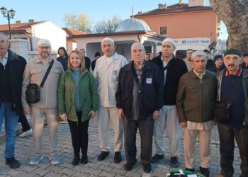 Bilecik’ten Kutsal Yolculuğa İlk Uğurlama: Gözyaşı, Dua ve Büyük Heyecan