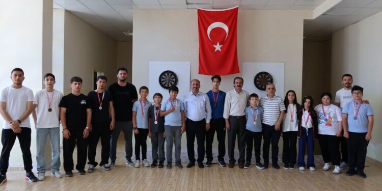 İMAM HATİP SPOR OYUNLARI’NDA MADALYA SEVİNCİ YAŞANDI