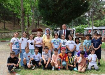 ŞEYH EDEBALİ TÜRBESİ’NDE ÖĞRENCİLERDEN TARİH YOLCULUĞU